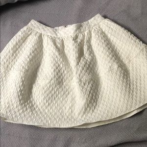NWT Express textured off white skirt. Size 8